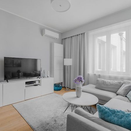 Unitapartament Delux Warszawa Centrum Blisko Plac Zbawiciela Hala Koszyki Metro Politechnika Jest To Elegancki I Wygodny Apartament Na Noclegi I Pobyt W Warszawie - Zapraszamy ภายนอก รูปภาพ
